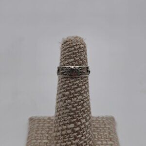 Size 4 Sterling Silver Unique Sun And Stars Open Band Ring A3534